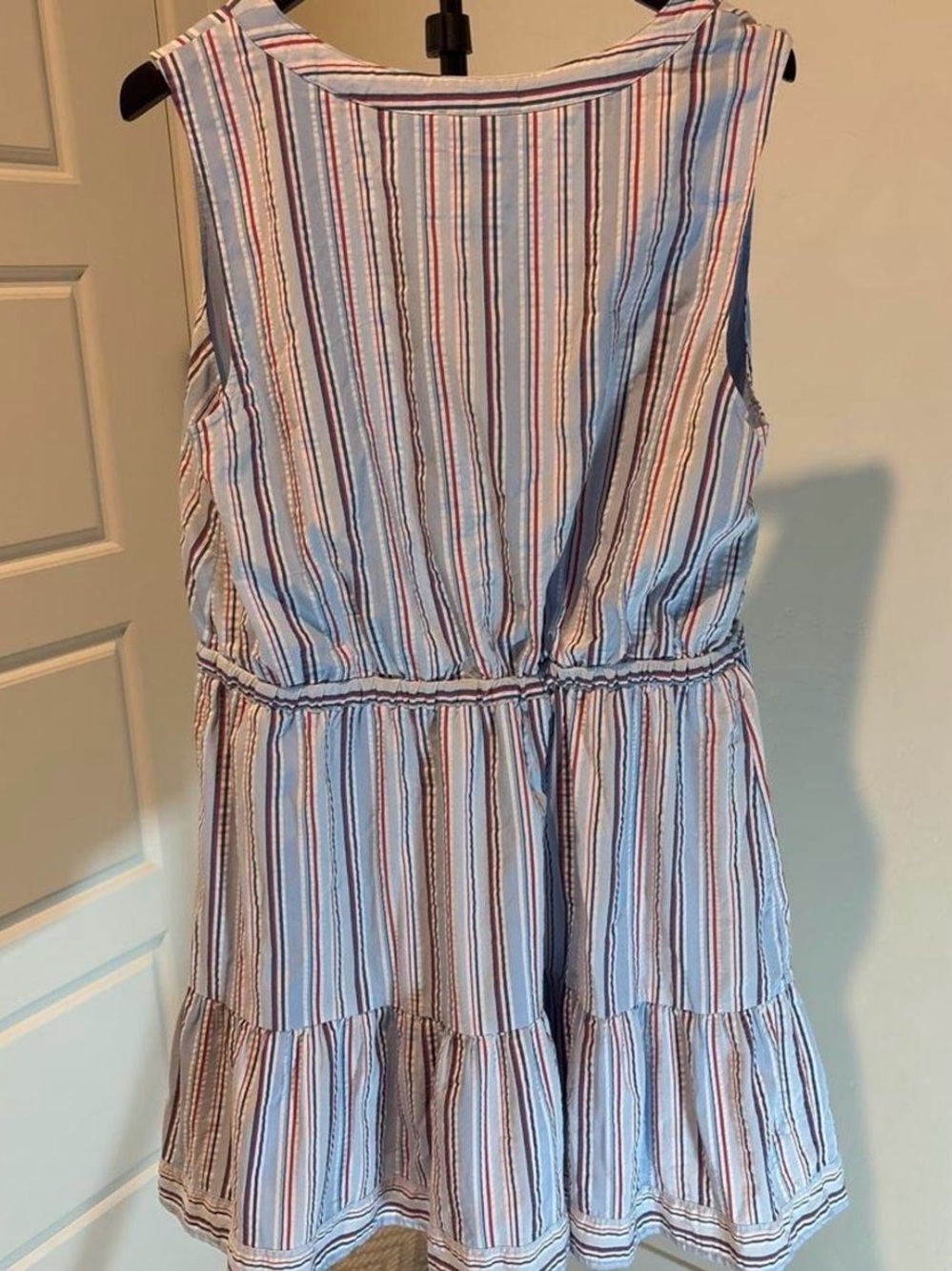 Vineyard Vines Striped Sleeveless Tiered Dress Women’s Large Blue Red White - Picture 3 of 9